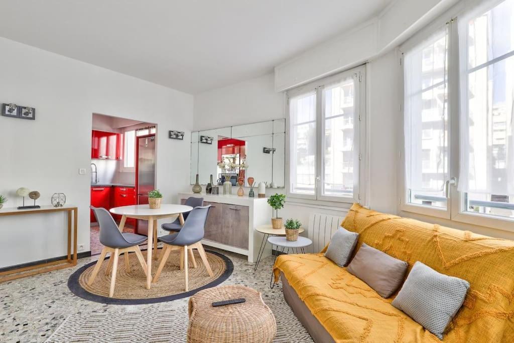 L29 Lenval Beach At 1Min Walk To Sea Front Ac Balcony Niza Exterior foto